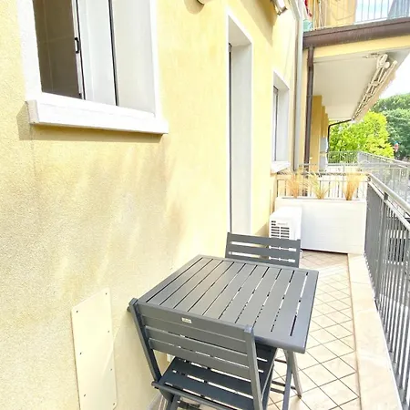 Civico 148- - Per Famiglie Apartamento *